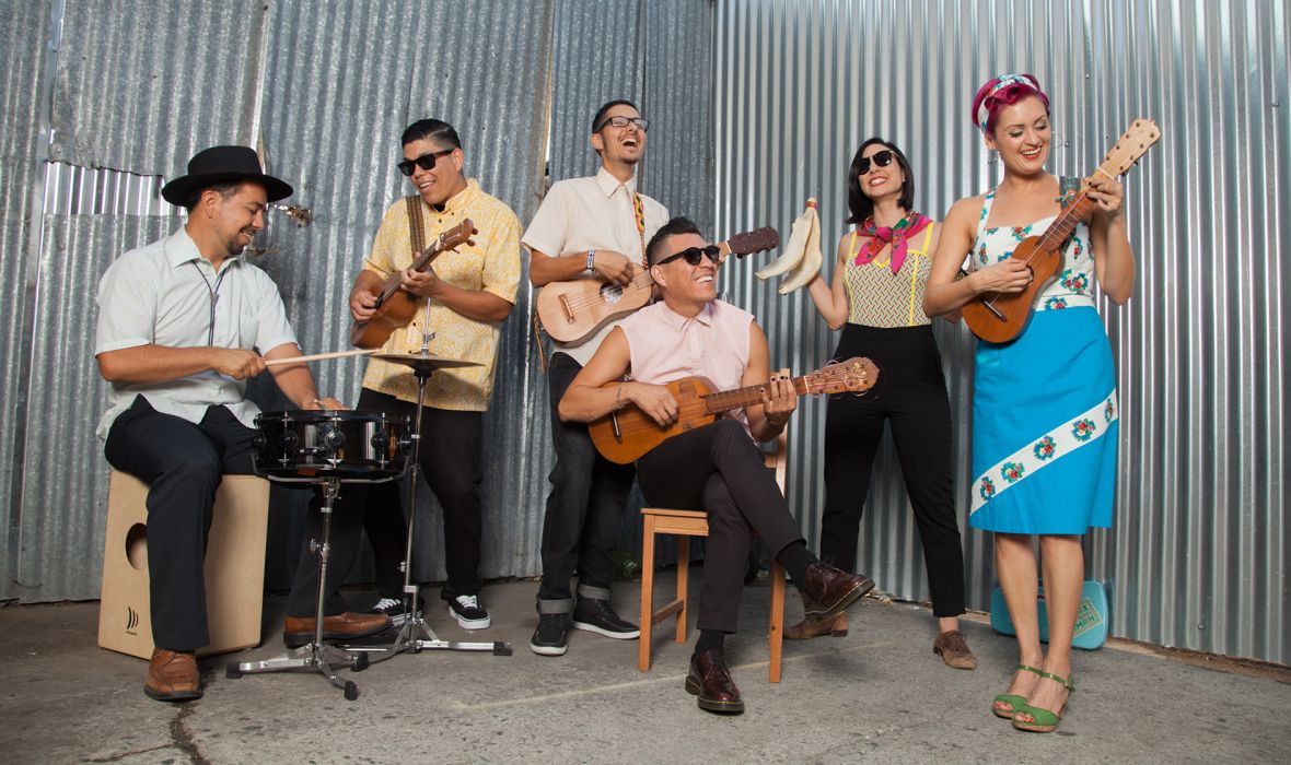 Las Cafeteras