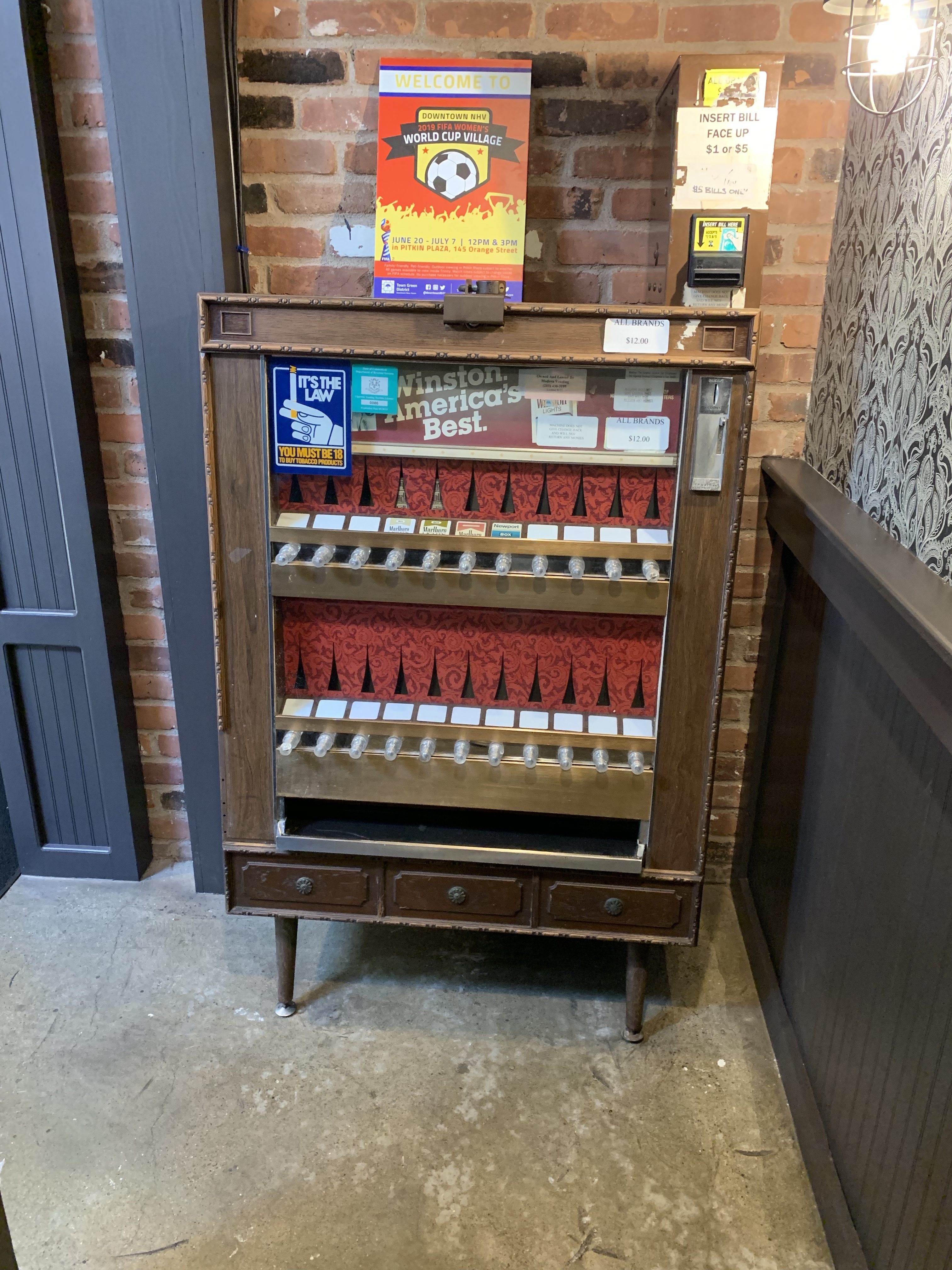 Cigarette Machine